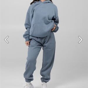 Comfrt Signature Sweatpants SZ M